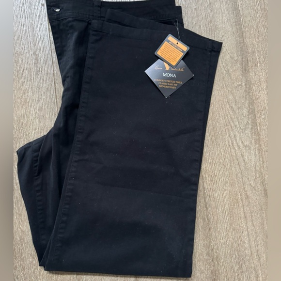Gloria Vanderbilt Pants - Gloria Vanderbilt black wide leg pants